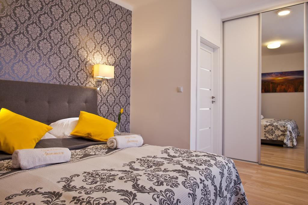 Apartament City Center Platinum Krynica Exterior foto