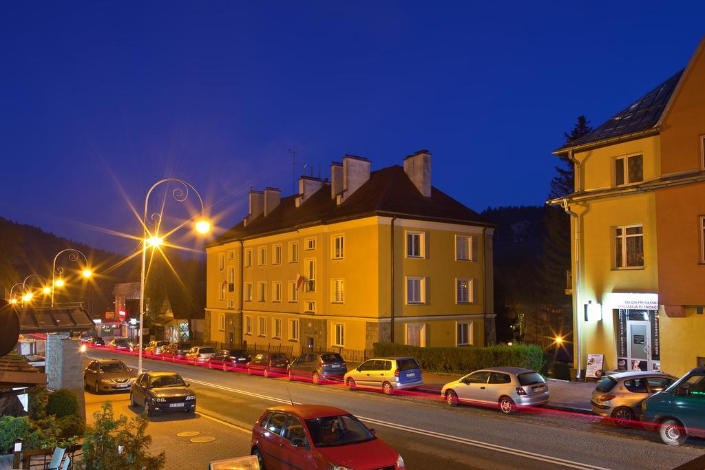 Apartament City Center Platinum Krynica Exterior foto